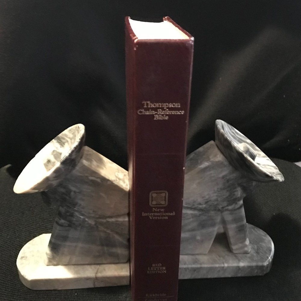 MARBLE SOMBRERO HAT MEXICAN SIESTA SCULPTED CARVED BOOKENDS